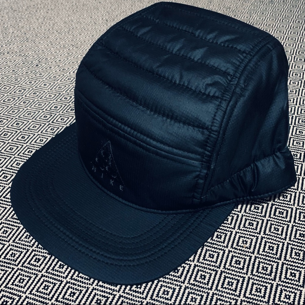 NWOT Nike ACG 5 Panel Hat